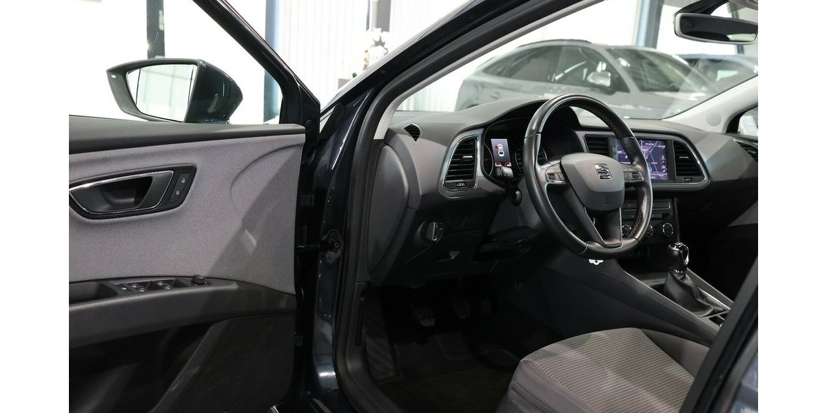 Seat Leon 1.6 TDI STYLE / NAVI-PLUS+APPLE+ANDROID 111.000 km 13.331 &euro; Hamm 59077