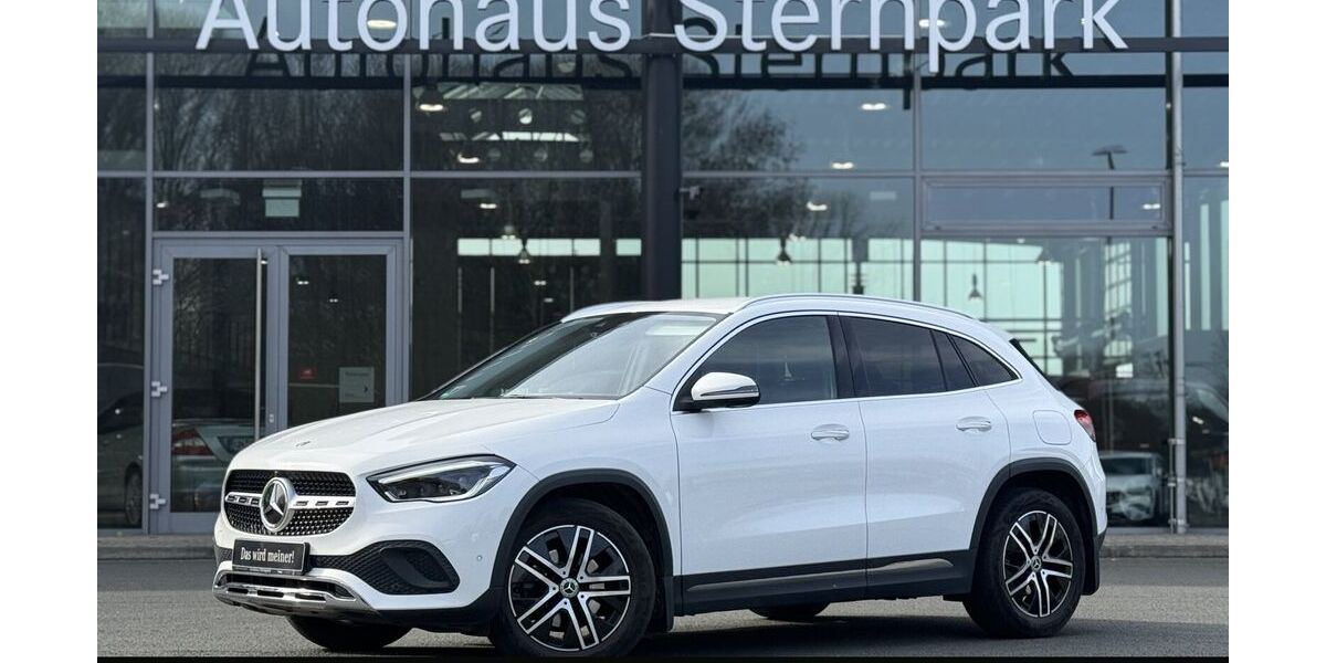 Mercedes-Benz GLA 200 63.374 km 27.850 &euro; Soest 59494