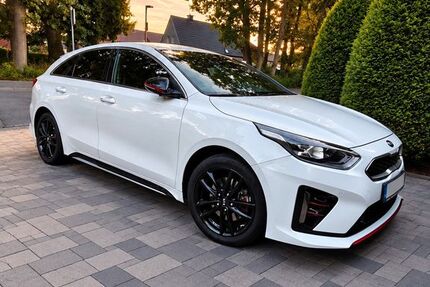 Kia pro ceed / ProCeed 77.000 km 15.200 &euro; Werne 59368