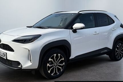 Toyota Yaris Cross 27.785 km 25.180 &euro; Hamm 59067