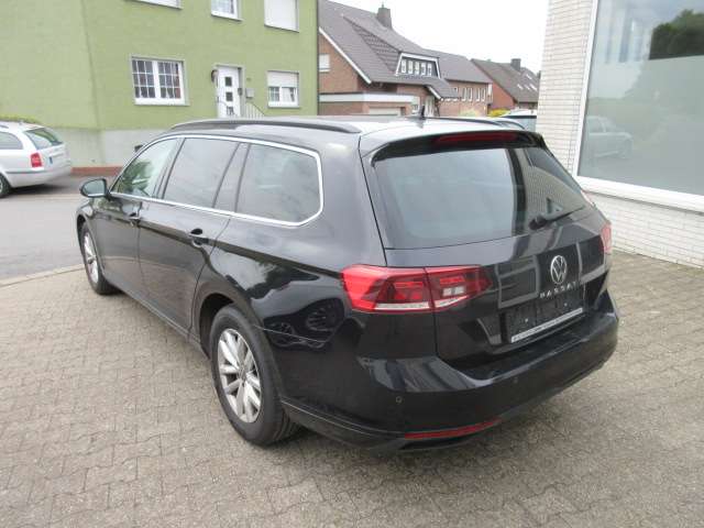 VW Passat Variant Business 2.0 TDI DSG NAVI AHK LED A 134.470 km 18.988 &euro; Bergkamen 59192