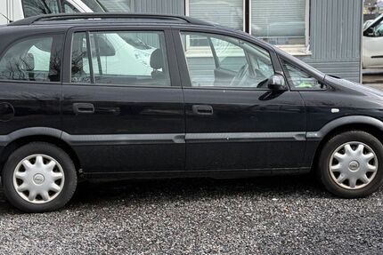 Opel Zafira 255.203 km 1.500 &euro; Werl 59457