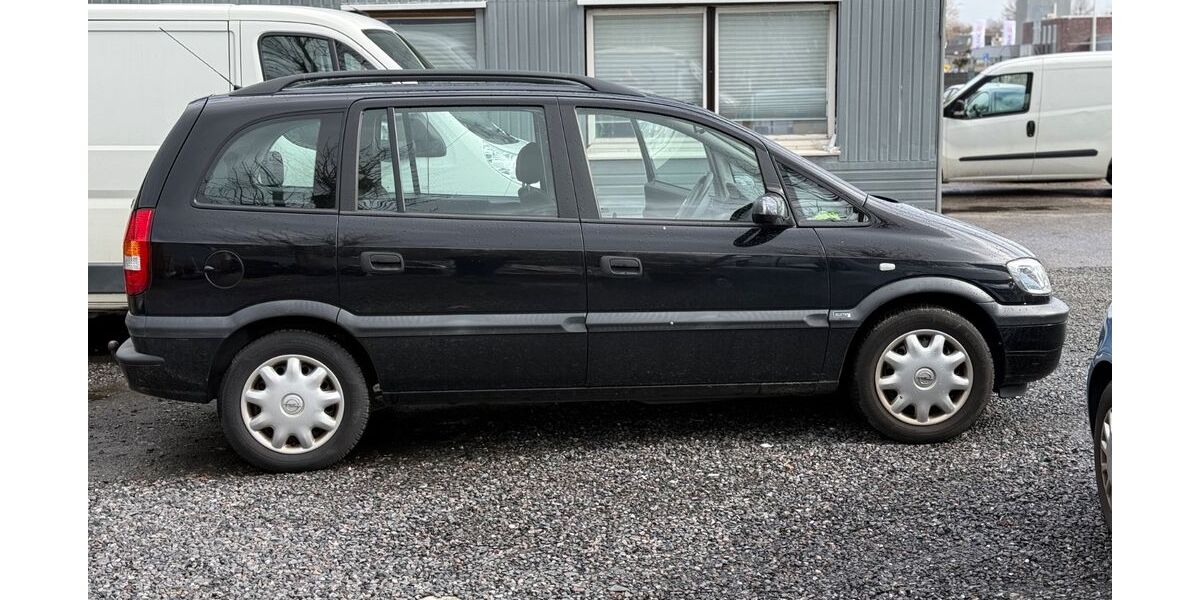 Opel Zafira 255.203 km 1.500 &euro; Werl 59457