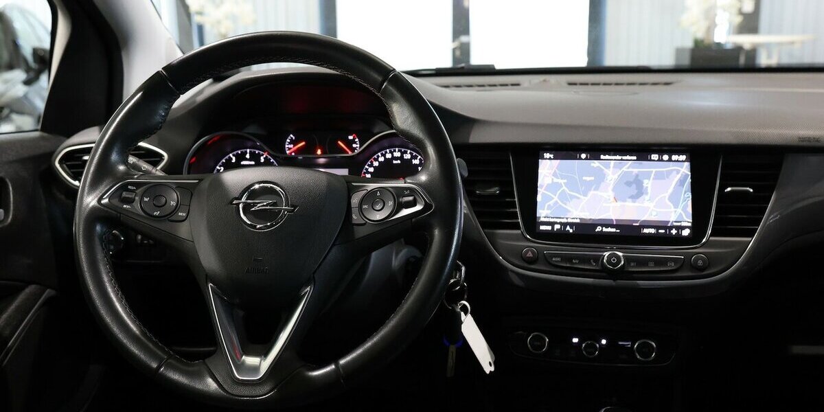 Opel Crossland 1.5 D BUSINESS ELEGANCE / LED / LEDER 127.000 km 12.991 &euro; Hamm 59077