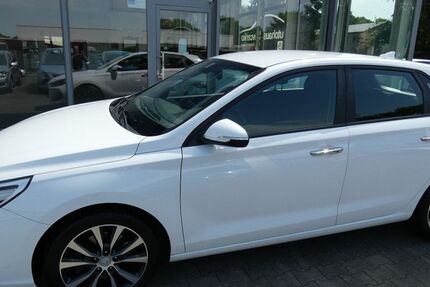 Hyundai i30 115.000 km 10.490 &euro; Bergkamen 59192