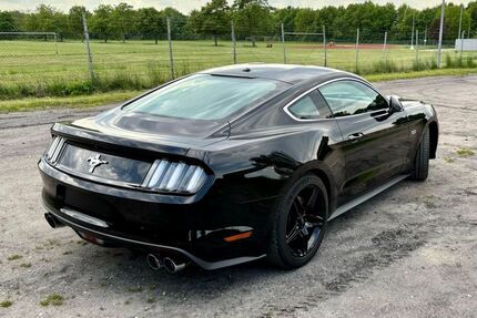 Ford Mustang 162.000 km 29.999 &euro; Hamm 59073