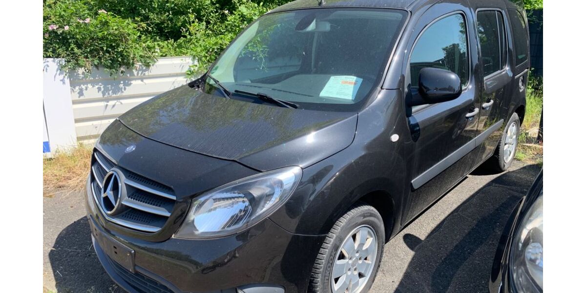 Mercedes-Benz Citan 175.000 km 7.990 &euro; Bergkamen 59192