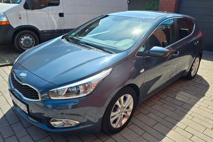 Kia ceed / Ceed 148.000 km 6.990 &euro; Selm 59379