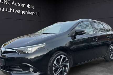 Toyota Auris 184.582 km 8.290 &euro; Ahlen 59227