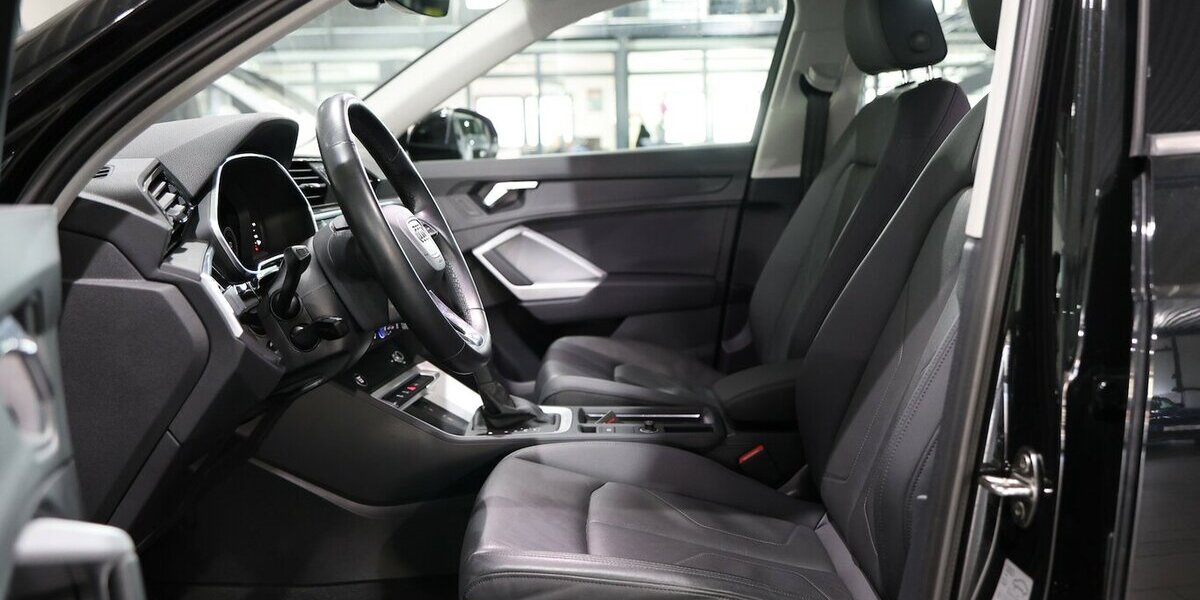 Audi Q3 35 TDI QUATTRO ADVANCED / LED, LEDER, VC 72.000 km 27.993 &euro; Hamm 59077