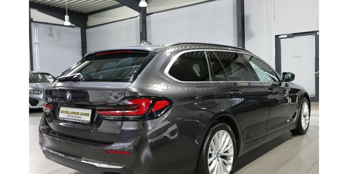 BMW 530i Touring INNOVATION LUXURY-LINE BUSINESS 45.000 km 38.777 &euro; Hamm 59077