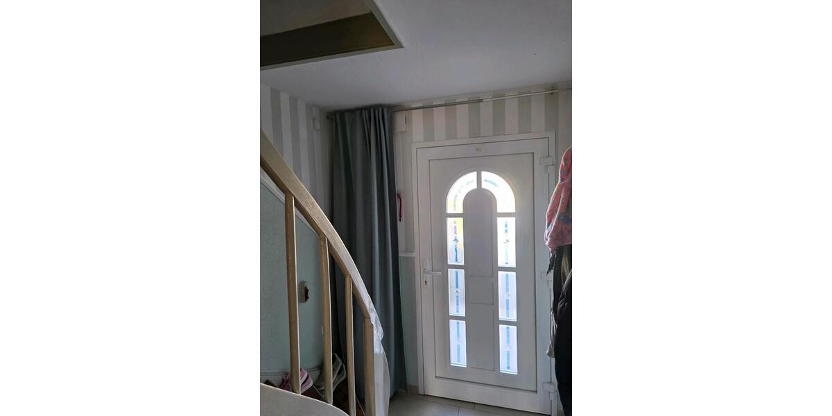 Reihenhaus Kamen - 3 Zimmer, 90 m&sup2;, 265.000&euro; | Angebot:27076574