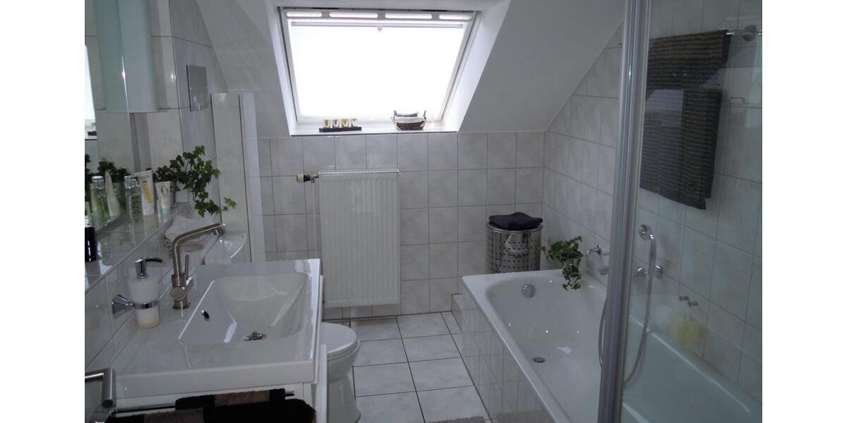 Dachgeschoßwohnung Beckum - 3 Zimmer, 97 m&sup2;, 249.000&euro; | Angebot:26864486