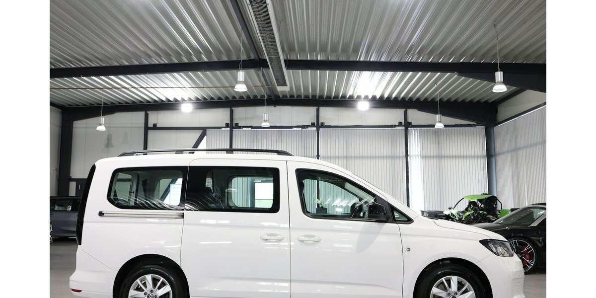 VW Caddy Maxi KOMBI 2.0 TDI 4M LIFE IQ ALLRAD OPTIK 95.000 km 28.777 &euro; Hamm 59077