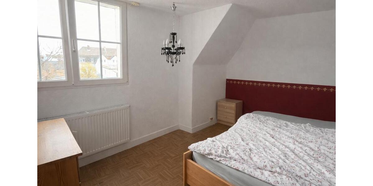 Dachgeschoßwohnung Unna - 4 Zimmer, 120 m&sup2;, 660&euro; | Angebot:25962699
