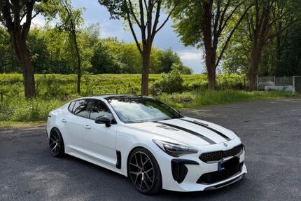 Kia Stinger 110.000 km 30.699 &euro; Selm 59379