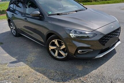 Ford Focus 43.400 km 17.800 &euro; Hamm 59065