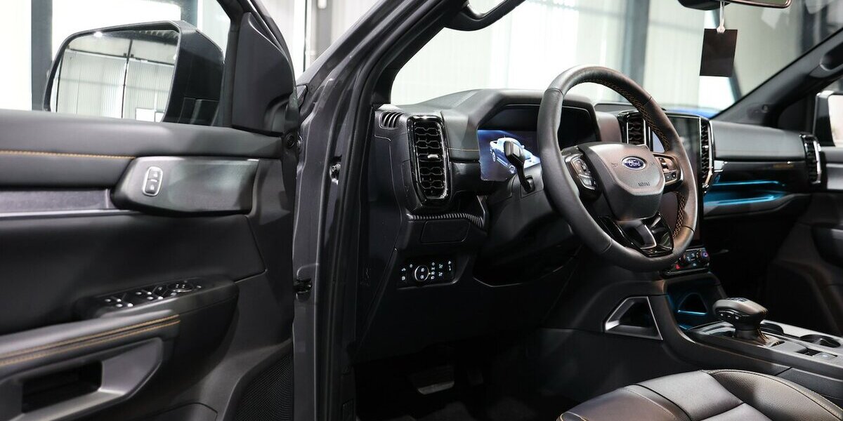 Ford Ranger 2.3 EB P-HEV e-4WD DK WILDTRAK / TECH-46 6.000 km 50.991 &euro; Hamm 59077