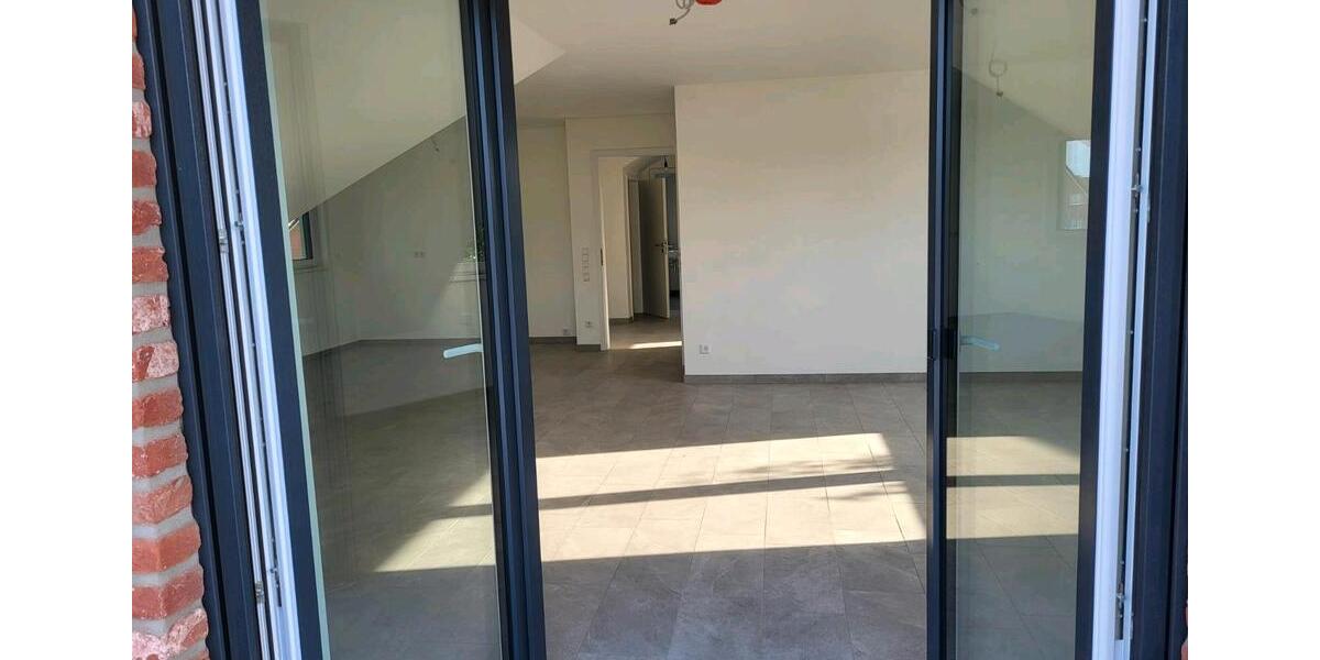 Dachgeschoßwohnung Langenberg - 2 Zimmer, 93 m&sup2;, 950&euro; | Angebot:25131174