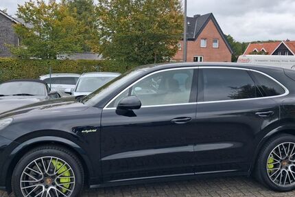 Porsche Cayenne 96.700 km 78.950 &euro; Münster 48161