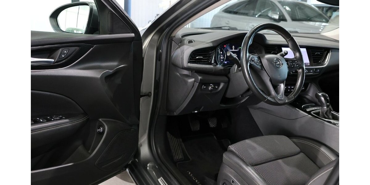 Opel Insignia ST 1.6 D BUSINESS INNOVATION / LED / 79.000 km 14.777 &euro; Hamm 59077