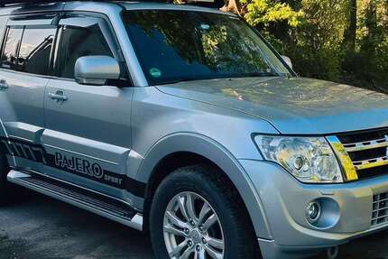 Mitsubishi Pajero 258.000 km 24.500 &euro; Unna, Stadt 59427