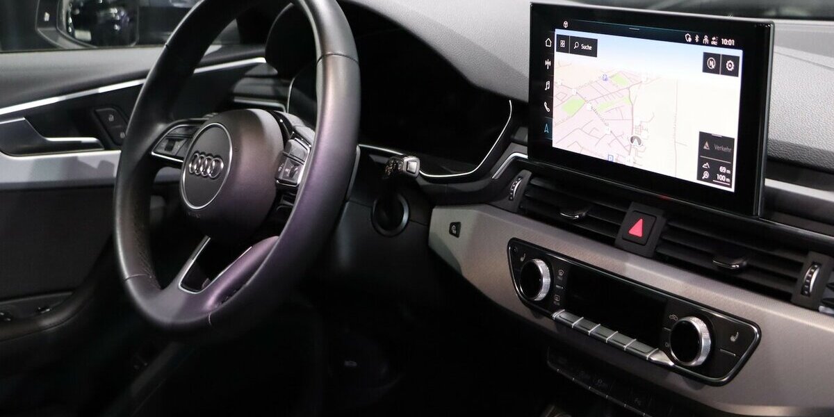 Audi A4 Avant 40 TFSI ADVANCED / LED / PANORAMA 55.000 km 27.333 &euro; Hamm 59077