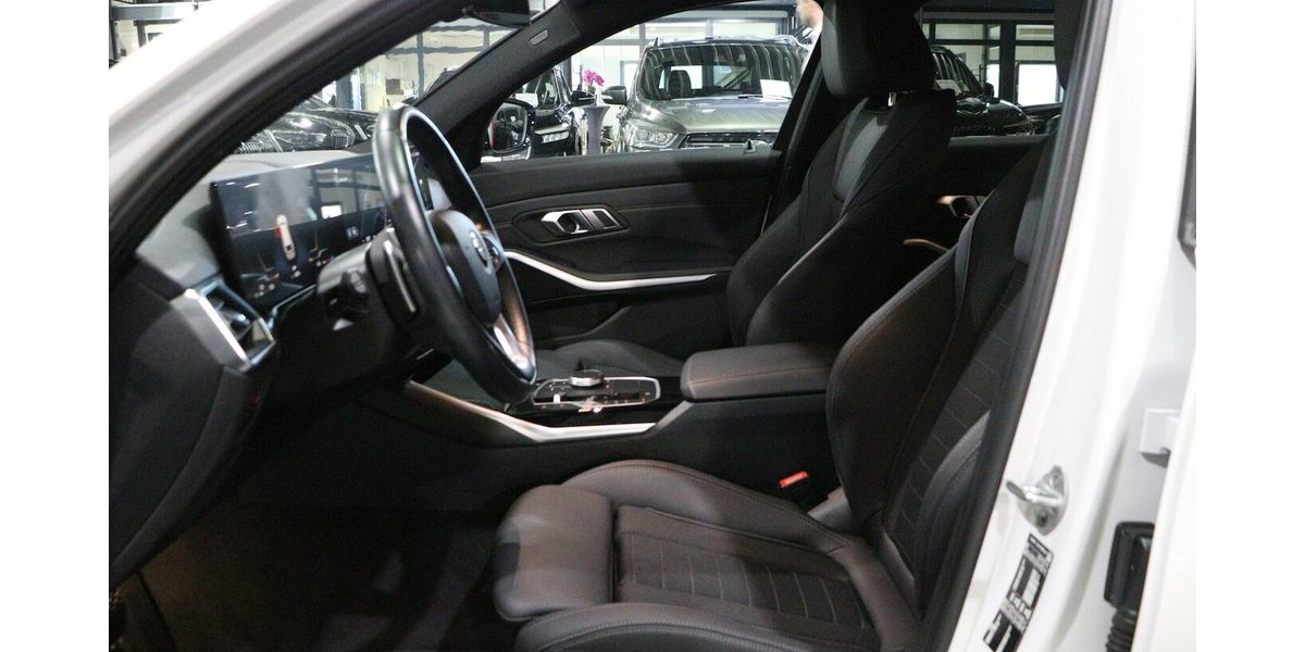 BMW 318d Touring SHADOW LEDER CURVED LED 3-ZONEN 40.000 km 30.555 &euro; Hamm 59077