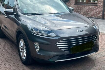 Ford Kuga 94.000 km 15.999 &euro; Münster 48151