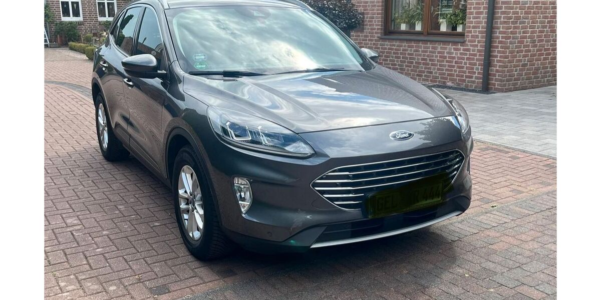 Ford Kuga 94.000 km 15.999 &euro; Münster 48151