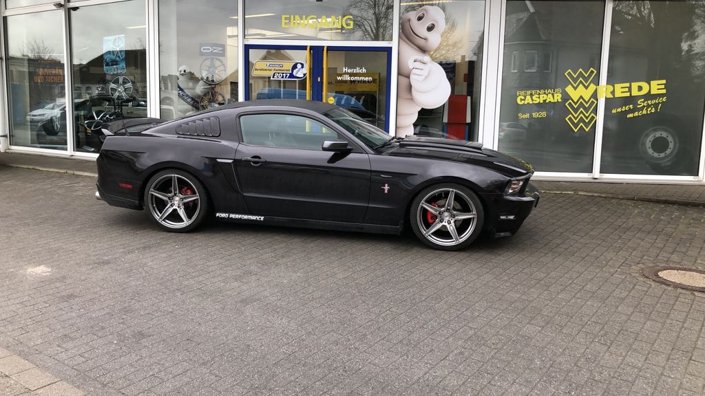 Ford Mustang 120.000 km 20.900 &euro; Beckum 59269
