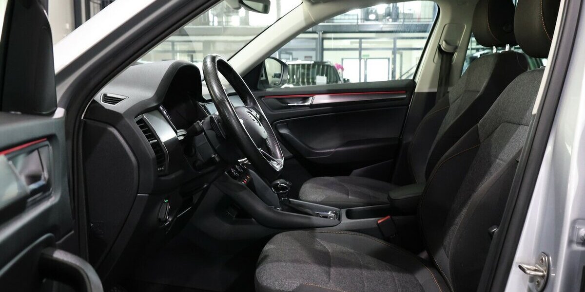 Skoda Kodiaq 1.5 TSI DSG CLEVER / LED / 1.HAND / NAVI+ 128.000 km 20.444 &euro; Hamm 59077
