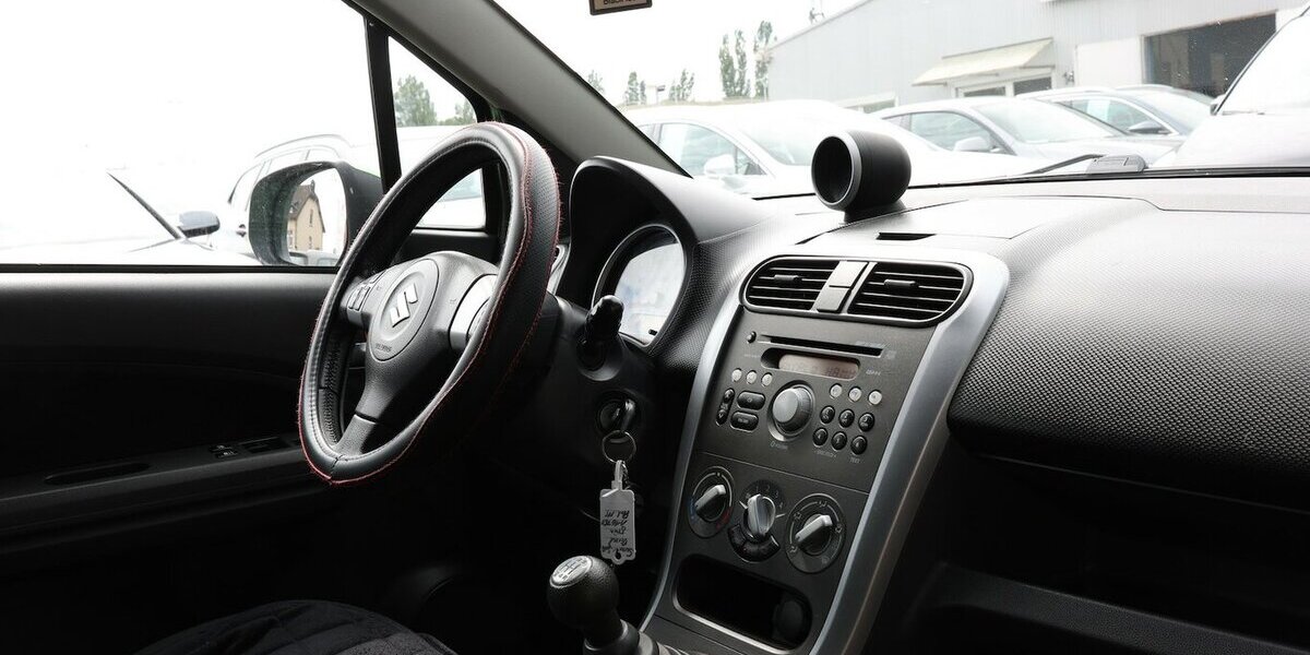 Suzuki Splash 1.3 DDIS Club DIESEL / TÜV-AU BIS 04.2027 116.000 km 1.602 &euro; Hamm 59077