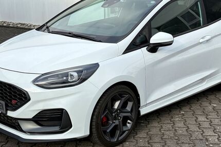 Ford Fiesta 49.655 km 21.450 &euro; Beckum 59269