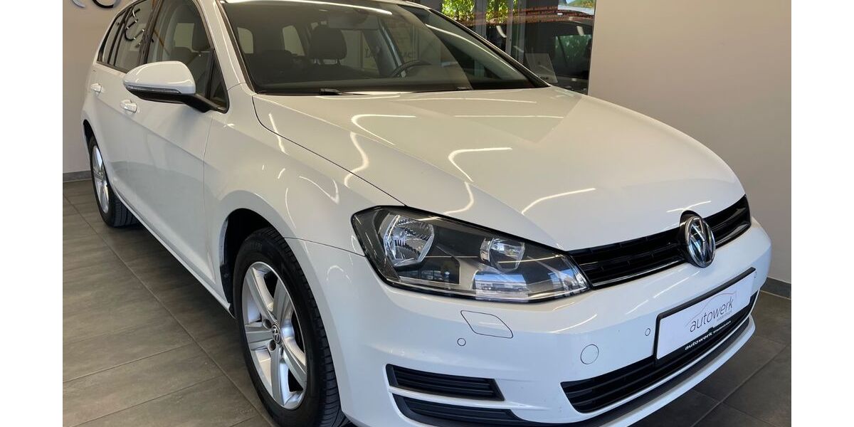 VW Golf 215.000 km 8.499 &euro; Rheda-Wiedenbrück 33378