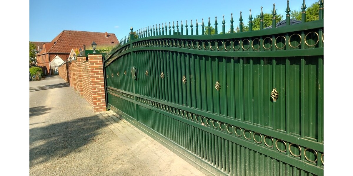 Exklusiv und außergewöhnlich: Anwesen direkt am Axtbach mit Beach und Erdmännchen (-gehege) - Anwesen Herzebrock-Clarholz Clarholz | Angebot:23407269