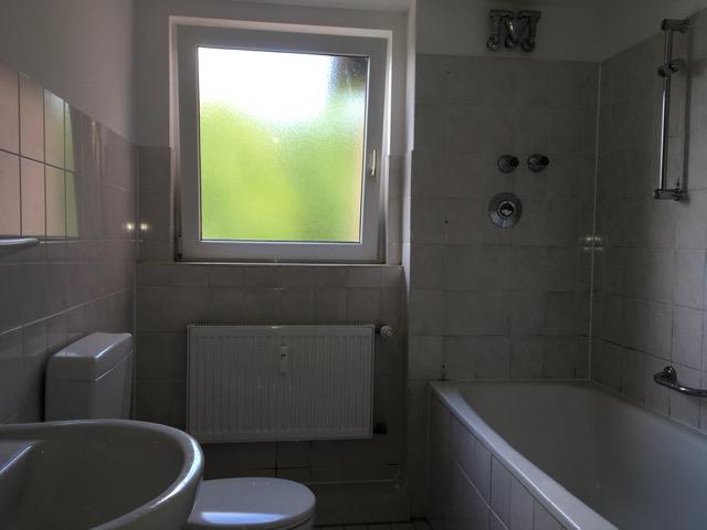 Dachgeschoßwohnung Bergkamen - 3.5 Zimmer, 58 m&sup2;, 263&euro; | Angebot:25868106