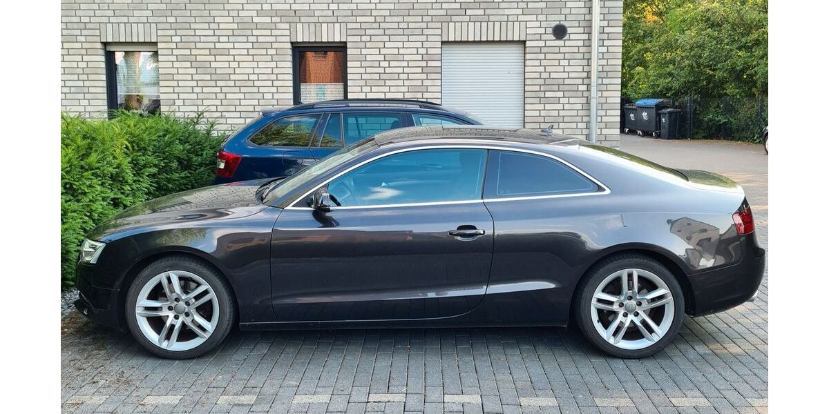 Audi A5 97.000 km 18.300 &euro; Hamm 59067