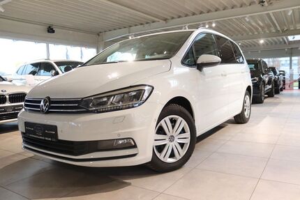 VW Touran 21.800 km 38.490 &euro; Oelde 59302