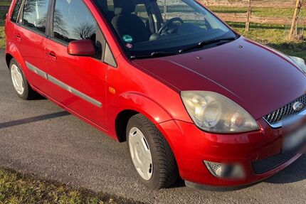 Ford Fiesta 131.790 km 2.900 &euro; Rheda-Wiedenbrück 33378