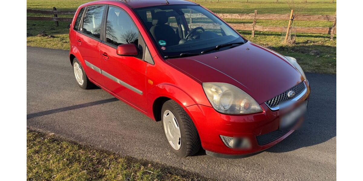 Ford Fiesta 131.790 km 2.900 &euro; Rheda-Wiedenbrück 33378