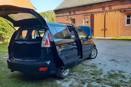 Mazda 5 150.700 km 3.000 &euro; Wadersloh 59329