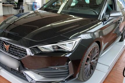 Cupra Leon 33.059 km 31.483 &euro; Hamm 59067