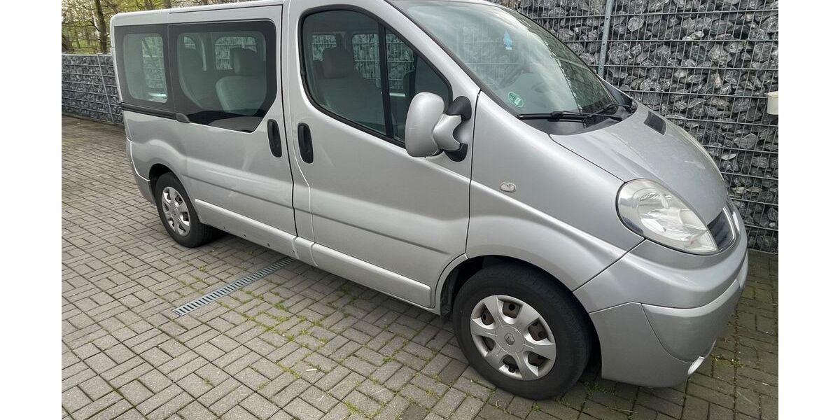 Renault Trafic 152.488 km 9.300 &euro; Hamm 59077