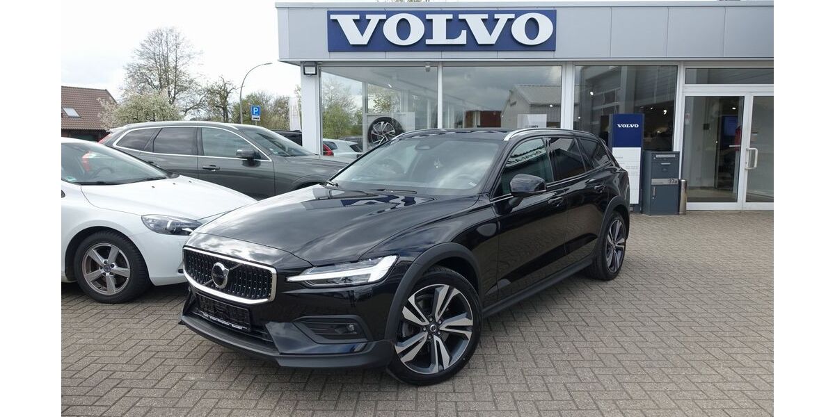 Volvo V60 Cross Country 74.000 km 33.900 &euro; Warendorf 48231