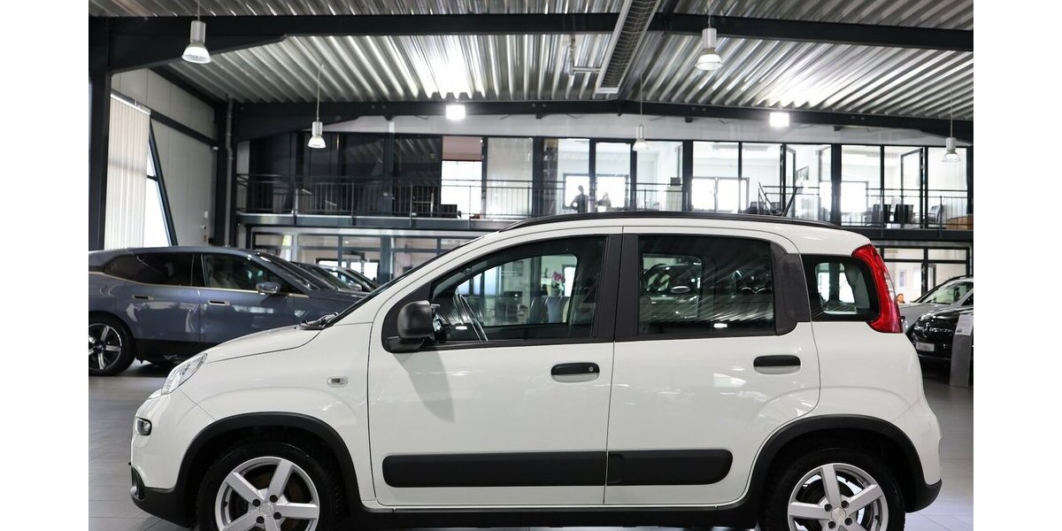 Fiat Panda 1.0 Mild-Hybrid CITY LIFE WHITE / SHZ, PDC 32.000 km 10.991 &euro; Hamm 59077