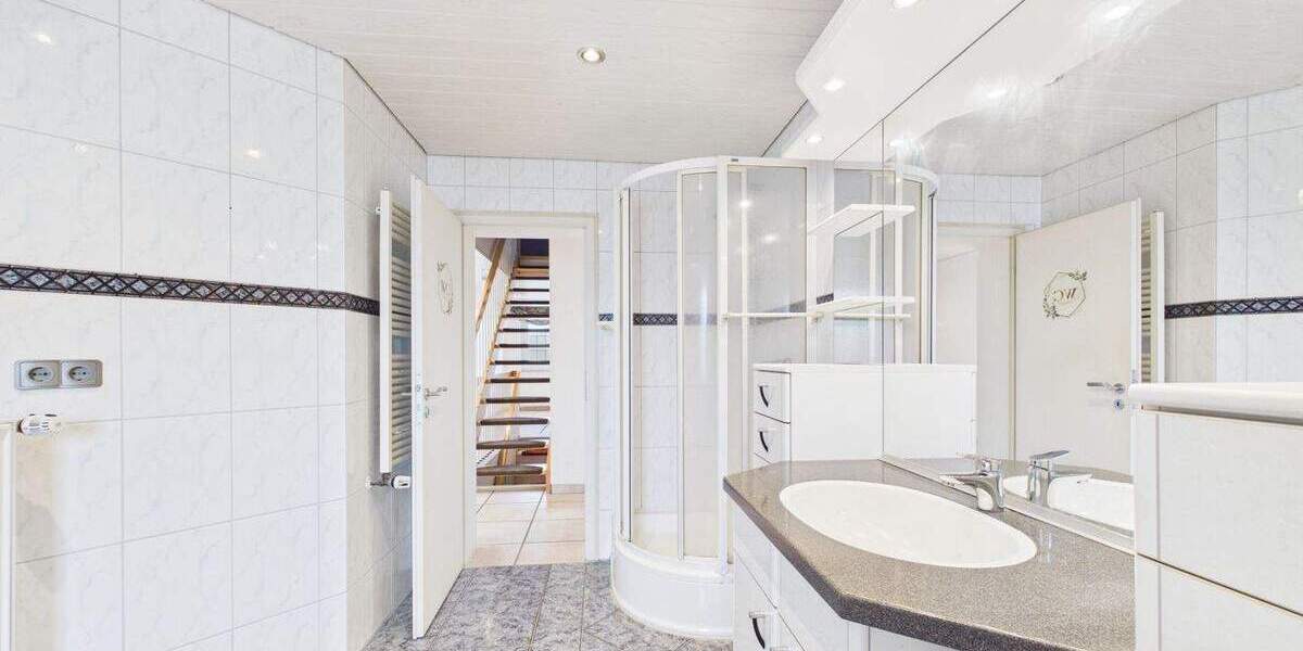 Einfamilienhaus Oelde Lette - 8 Zimmer, 145 m&sup2;, 238.400&euro; | Angebot:25686977