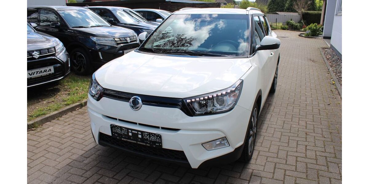 SsangYong Tivoli 51.757 km 9.995 &euro; Werne 59368