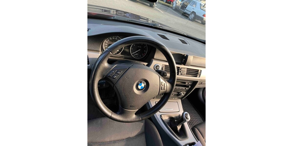 BMW 318i Touring 234.000 km 3.000 &euro; Münster 48143