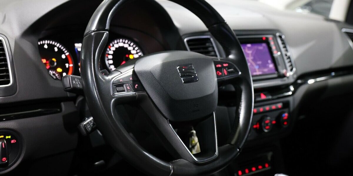 Seat Alhambra 1.4 TSI DSG STYLE BUSINESS / 7-SITZER / 75.000 km 26.991 &euro; Hamm 59077